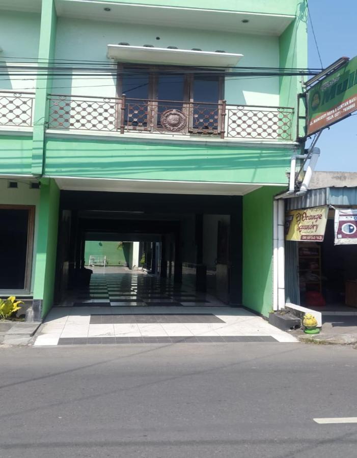Hotel Mulia Lawean Экстерьер фото