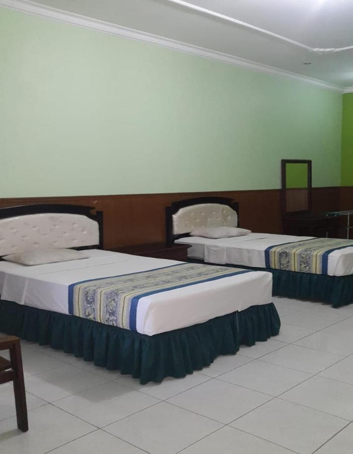 Hotel Mulia Lawean Экстерьер фото
