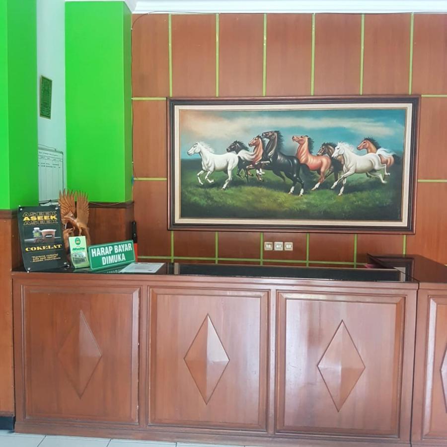 Hotel Mulia Lawean Экстерьер фото